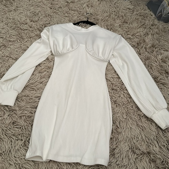 Sabo Skirt white koi dress - Picture 2 of 3